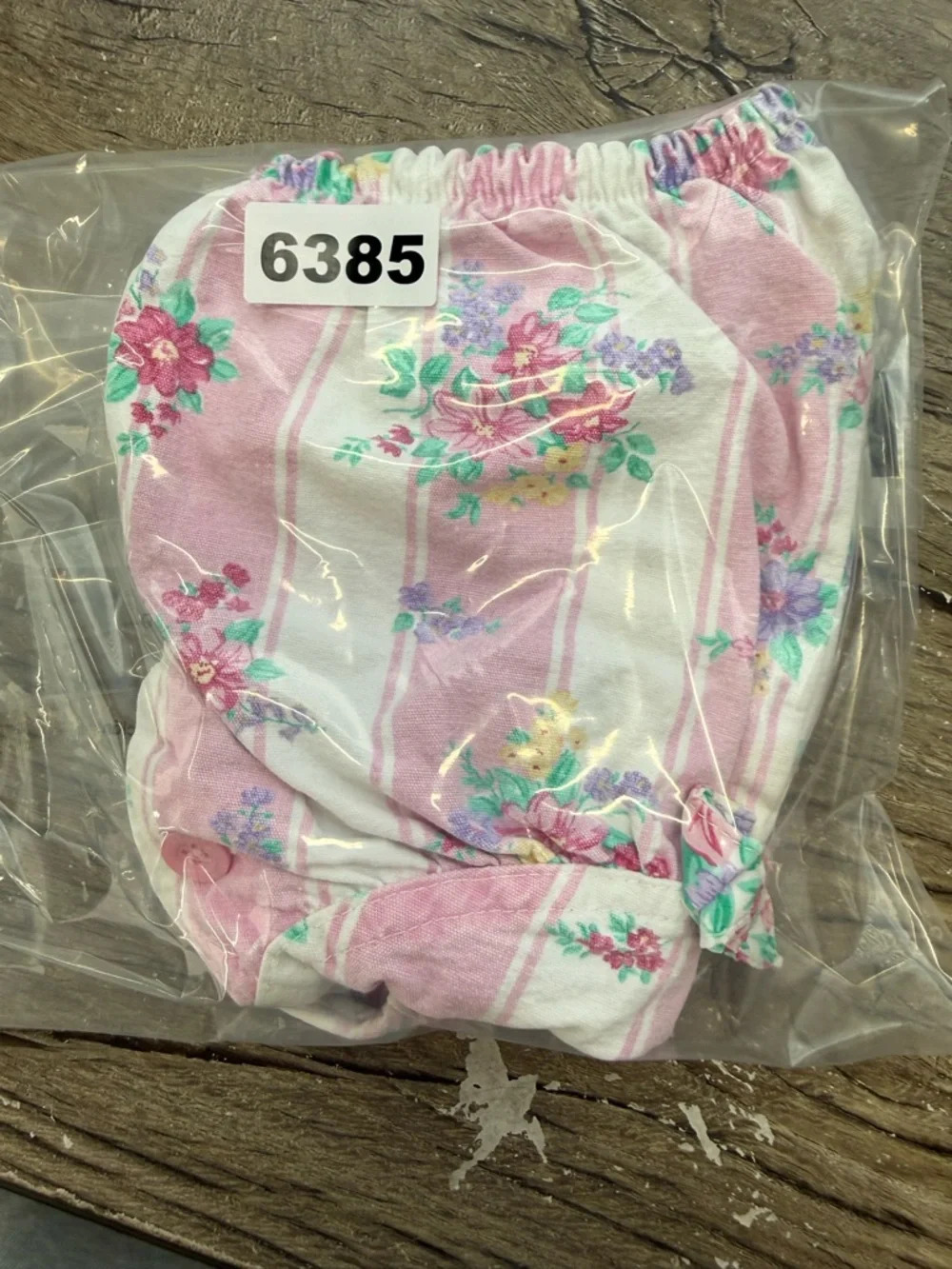 Vintage‎ Oshkosh B’gosh Floral bubble romper size 3-6 months